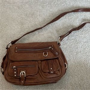 Karen Drake Tan Leather Crossbody bag with lots of storage.